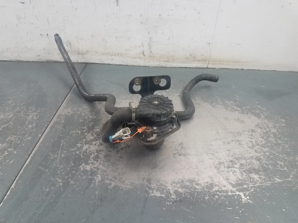 Pontiac 2000 transmisión automática bomba de inyección de aire secundaria #6008 P10 Foto 1 de 4