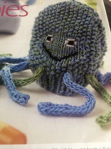 Water Babies, knitting pattern for Ozzy Wash Mitt by Sian Brown - Picture 1 of 2