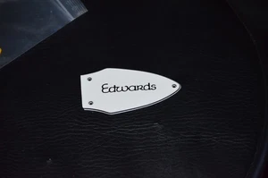 Edwards ESP Flying V Truss Rod Cover Gitarre Bass selten weiß - Bild 1 von 2