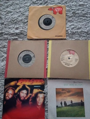 BEE GEES  5  7" VINYL SINGLES - STAYIN ALIVE , TRAGEDY,  HOW DEEP IS YOUR LOVE  - Bild 1 von 4