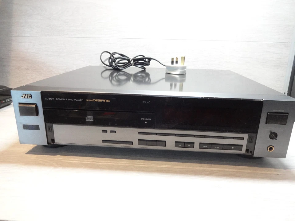 Rare JVC XL-Z1011 - Compact Disc Player - Super Digifine - Black CD - Image 1 of 4