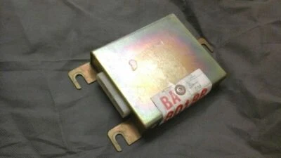 81 SUBARU PASSENGER ENGINE ECM ELECTRONIC CONTROL MODULE LH DASH 4381 Foto 1 de 2