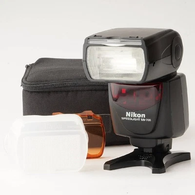 Nikon SB-700 Speedlight Flash Clean Near Mint Condition JAPAN - Image 1 of 4