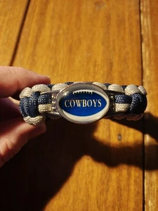 Dallas Cowboys Corded Bracelet - Picture 1 of 3