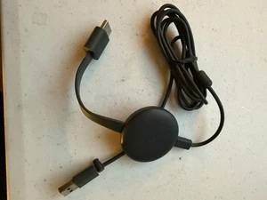 Google Chromecast 2nd Generation 1080p Portable Media Streamer (NC2-6A5) - Picture 1 of 7