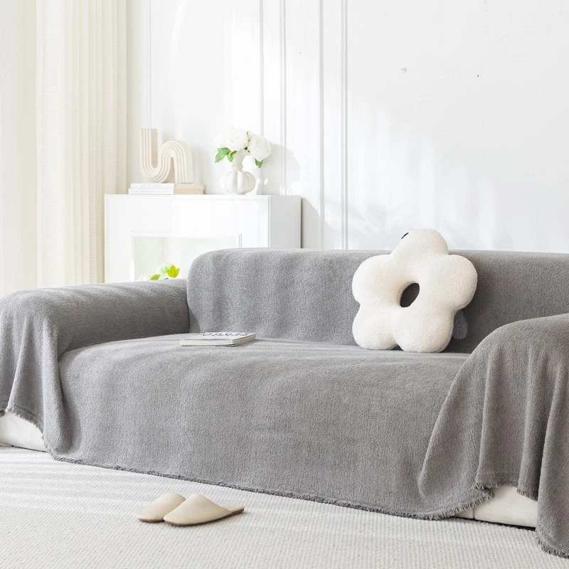 Universal cat-proof sofa cushion cover for all seasons - Image 1 of 4