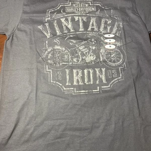 Harley Davidson Pocket T Shirt Grau Größe M Marke Neu mit Etikett - "Vintage Iron" - Bild 1 von 7