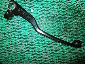 DUCATI oem 91-07 MONSTER SUPERSPORT CLUTCH MASTER CYLINDER  LEVER with start pin - Picture 1 of 6