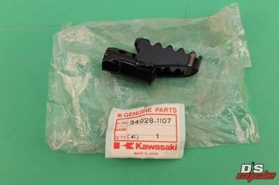 NOS Kawasaki OEM Left Hand Front Step 1988-1989 KD80 1984-1986 KL600 34028-1145 - Image 1 of 4