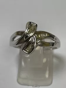 Lovely 9 Carat White Gold FANCY DIAMOND CLUSTER Ring 0.10 carats - Picture 1 of 6