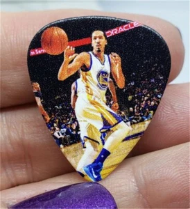 NBA Golden State Warriors Quinn Cook Guitar Pick Lapel Pin or Tie Tack - Picture 1 of 3