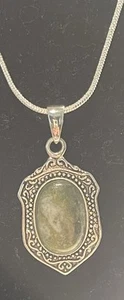 925 IRELAND Sterling Silver Necklace GREEN CONNEMARA MARBLE PENDANT Mary Charm - Picture 1 of 15