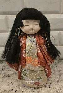 Japanese Vintage Female Doll, Kimekomi technique; in plastic display case - Picture 1 of 7