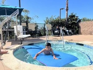 Gift Kid 7x3 ft Blue Floating Water Pad 3-Layer XPE Foam Float Mat - Picture 1 of 7