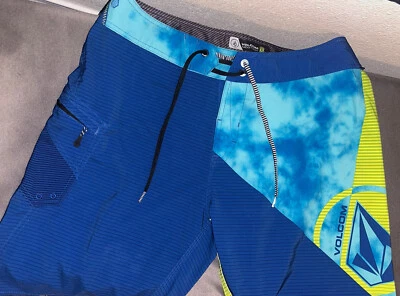 Volcom Blue / Yellow Board Shorts Swim Trunks size 33 - Image 1 of 4