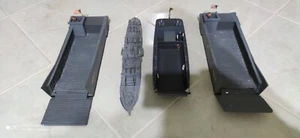 Lotto Navi Da Sbarco Militari Anni 60 - Foto 1 di 10