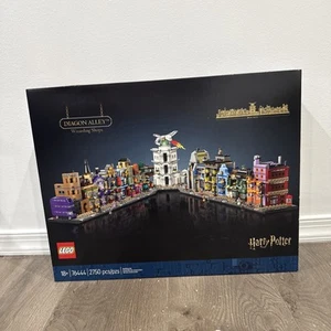 LEGO 76444 Harry Potter: Diagon Alley Wizarding Shops (3771) Nuevo - Imagen 1 de 4