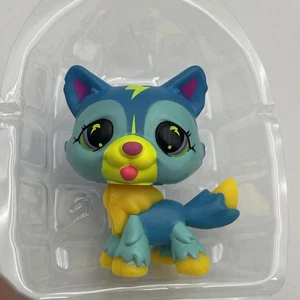 Littlest Pet Shop Lps 273 G7 Black Light Pet Blind Bag Blue Yellow Husky - Picture 1 of 4