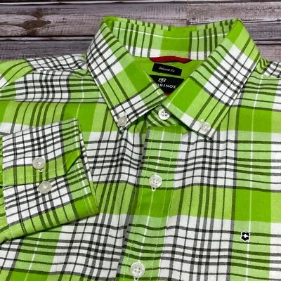 Camisa Victorinox Manga Larga Con Botones Usada en Excelente Condición Verde Blanca Para Hombre Talla Mediana Foto 1 de 4