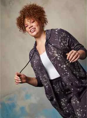 TORRID 3X  22-24 Zip Hoodie Jacket  Soft Lovesick Skull Splatter Grey Pockets - Image 1 of 4