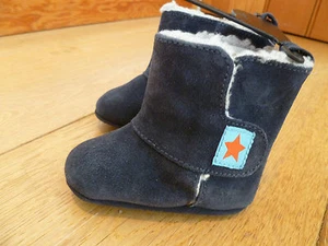 MARKS AND SPENCERS NAVY BLUE LEATHER SUEDE FURRY LINED STAR DETAIL BOOTIES BOOTS - Picture 1 of 2
