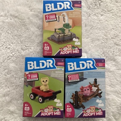 (3LOTE) BLDR Adopt Me Perro Rojo Vagón Cochecito Barco Axolotl TRex Construir NUEVO Jazwares Foto 1 de 4