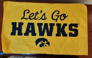 ¡Toalla dorada Iowa Hawkeyes "Let's Go Hawks"!! - Imagen 1 de 4