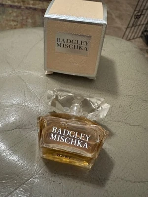 BADGLEY MISCHKA Badgley Mischka Pure Parfum 0,24 oz / 7 ml Mini Splash Nuevo en caja 0,24 oz Foto 1 de 2