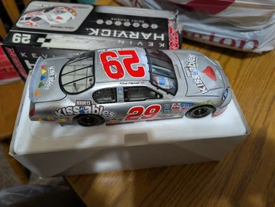 Kevin Harvick #29 Hershey's Milk Chocolate 2006 Monte Carlo SS 1:24 - Image 1 of 4