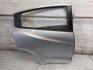 HONDA HR-V MK2 REAR RIGHT DRIVER SIDE COMPLETE DOOR IN LUNAR SILVER 2017 - Picture 1 of 23