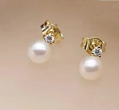 Серьги-гвоздики из золота 9 карат с жемчугом и кубическим цирконием, золотые с клеймом 5,50 мм x 8,00 мм - Изображение 1 из 4