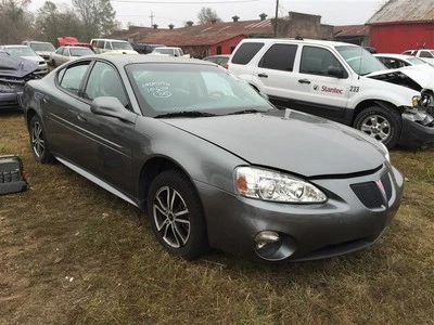 Pontiac Grand Prix 2004 2005 2006 2007 brazo de control inferior delantero izquierdo derecho Foto 1 de 4