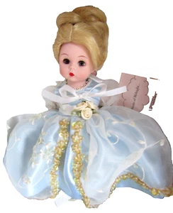 Muñeca Cenicienta Madame Alexander 8" STROKE OF MIDNIGHT SIN USAR, EN CAJA # 35625 - Imagen 1 de 5