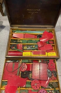 VINTAGE MECCANO # 9 COMPLETE SET IN WOODEN BOX 1940´s - Picture 1 of 3