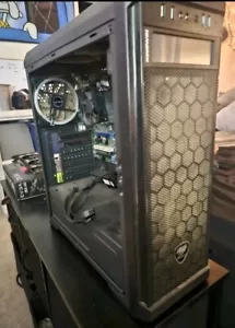 LESEN Starterfreundlicher Gaming PC - Bild 1 von 4