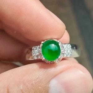 7.2x6.3x2.4 mm Type A Imperial Green Jade Jadeite Oval gemstone for making ring - Picture 1 of 8