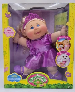 NEU Kohlpflaster Kinder Becca Hilary 12-20 B-Day blonde Haare blaue Augen Kartonschaden - Bild 1 von 18