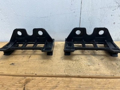 98-03 宝马 E39 525i 530i 540i 后方左右发动机支架 1970389 原始设备制造商 — 第 1/4 张图片