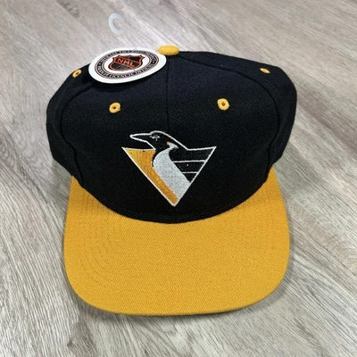VTG Pittsburgh Penguins Snapback Hat NWT NHL Hockey Logo 7 Black Yellow Wool Cap - Image 1 of 4