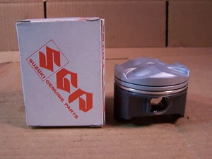 SUZUKI GSXR600 NUEVO DE LOTE ANTIGUO FABRICANTE DE EQUIPOS ORIGINALES 4TO SOBRE 1,00 MM PISTÓN GSXR 600 12103-18840-100 - Imagen 1 de 3