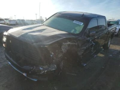 Conjunto de filtro de aire usado se adapta a: camioneta Chevrolet Silverado 1500 2018 grado A Foto 1 de 4