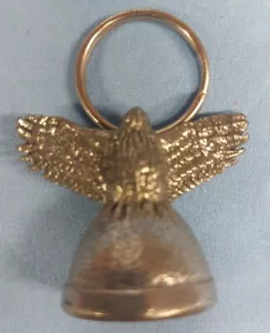 LLAVERO DE MOTOCICLETA CAMPANA ALA RECTA ÁGUILA SE ADAPTA A HARLEY MOTO USADA - Imagen 1 de 10