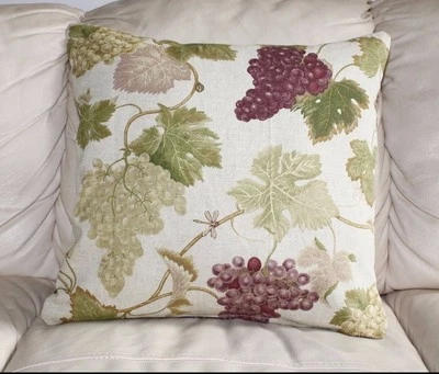 Grape Decorative ThrowPillow Cushion Cover Double Sided Zippered 16"x 16" - Image 1 of 4