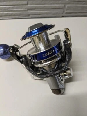 2010 Daiwa Saltiga 5000H Saltwater Spinning Reel - Image 1 of 2