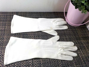 Wear-Right Vintage Abendhandschuhe elfenbein Wildleder - Bild 1 von 2