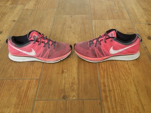 knitted trainers womens nike