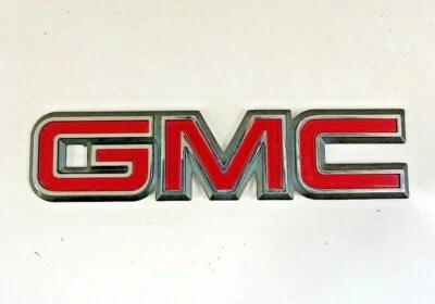 2000 GMC Yukon Emblem Liftgate Tailgate Mounted OEM - Image 1 of 4