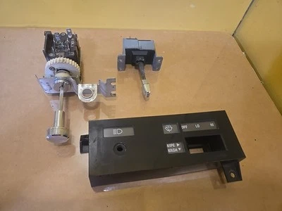 81-93 Dodge Ramcharger D150 D250 Pickup Truck W150 W250 Headlight Switch + Bezel - Image 1 of 4