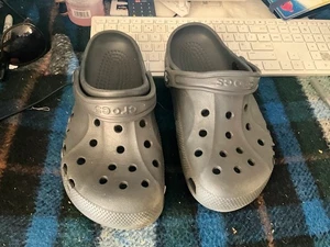 Crocs grey size 7 ladies 5 men’s - Picture 1 of 4