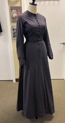 Repro. Civil War/Victorian/Old West - Woman's Reenacting One-Piece Day Dress - Image 1 of 4